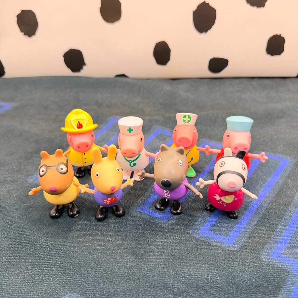 Peppa Pig Community Helpers Figure Lot of 8 Firefighter Nurse Sailor Pedro Danny